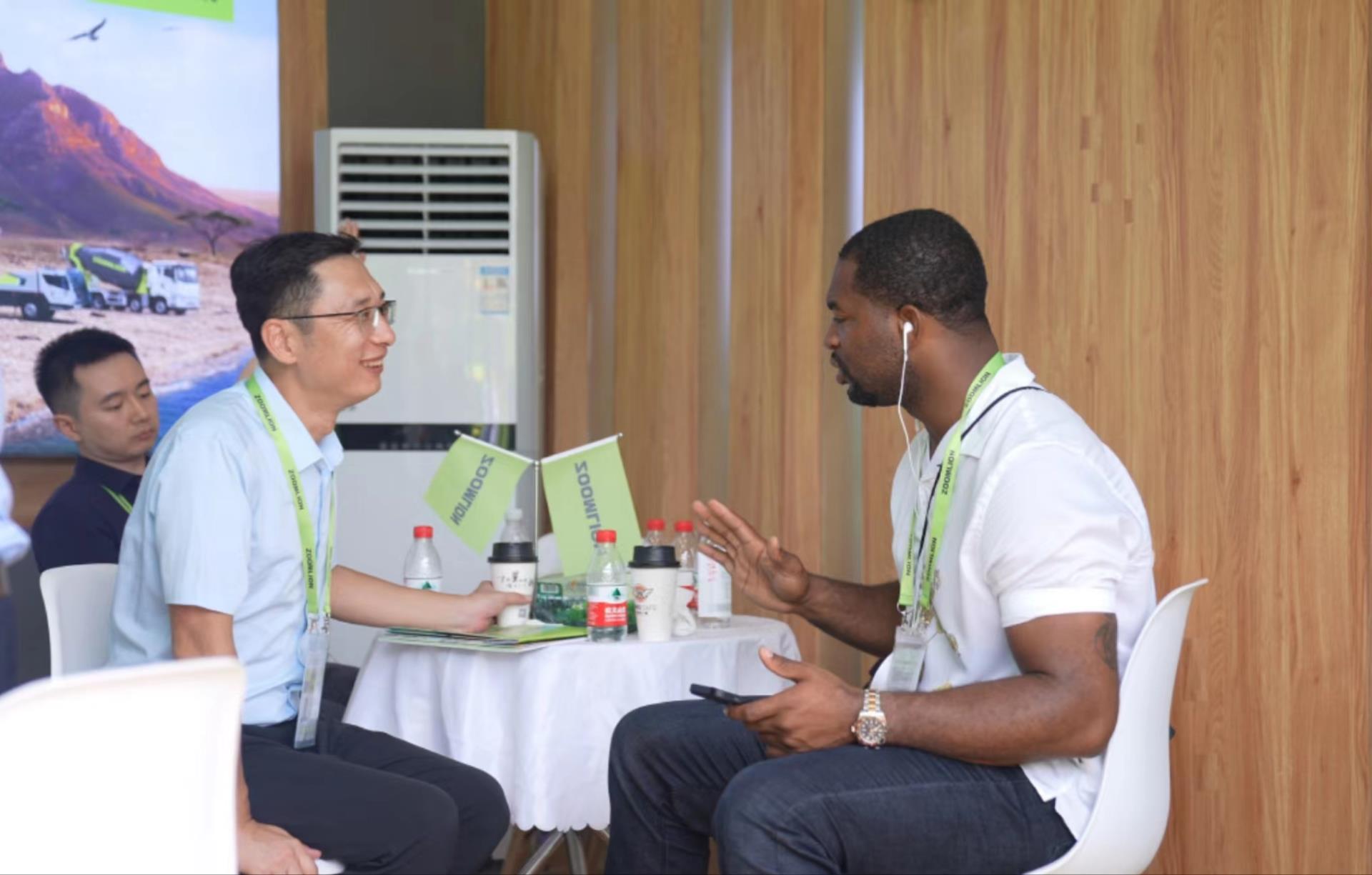 世界杯投注-世界杯足球投注平台 世界杯投注平台支持全程赛事竞猜,数据同步、赔率实时更新,是球迷畅玩世界杯足球投注的理想选择。