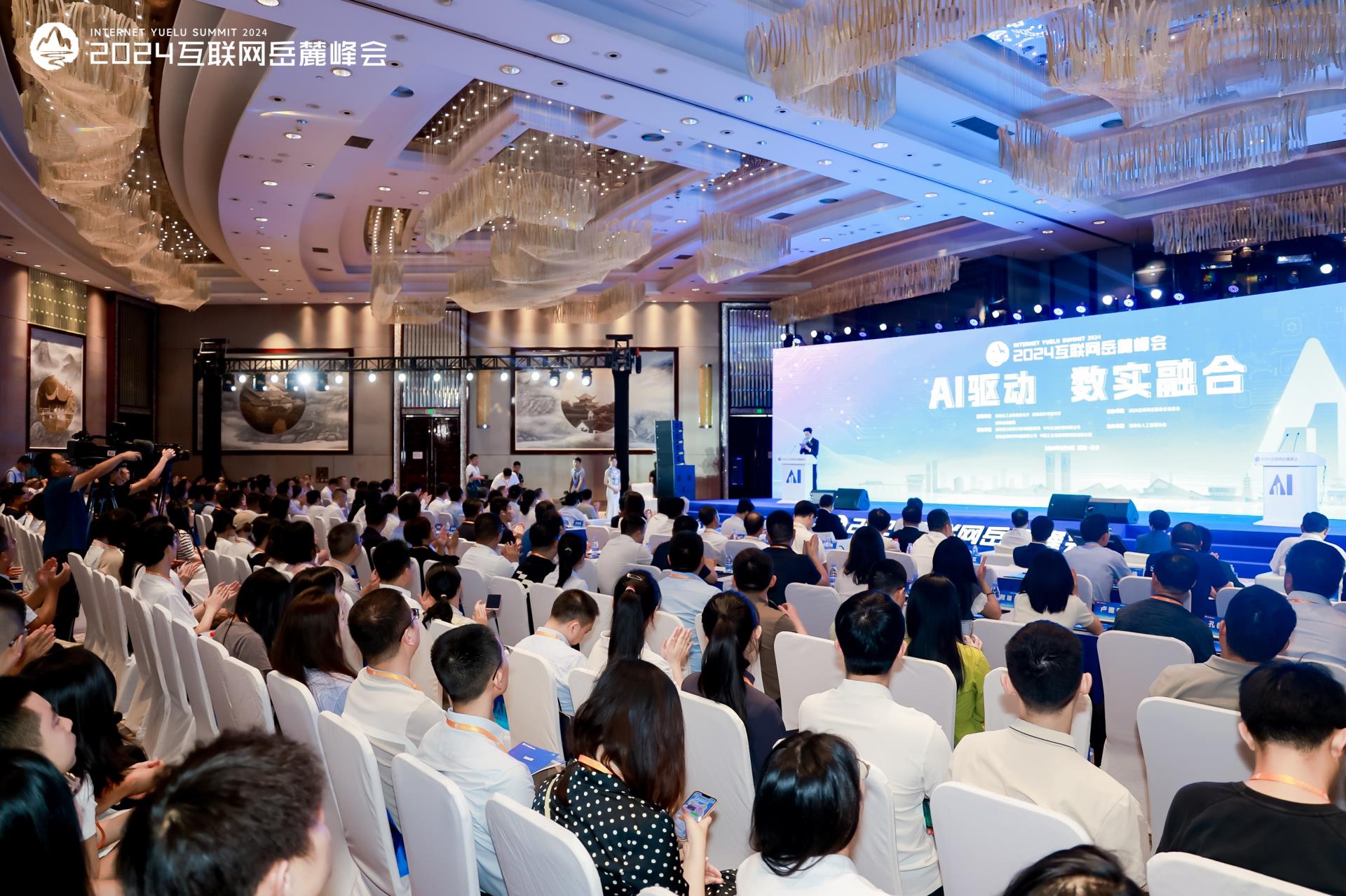 世界杯投注-世界杯足球投注平台  世界杯投注平台支持全程赛事竞猜，数据同步、赔率实时更新，是球迷畅玩世界杯足球投注的理想选择。